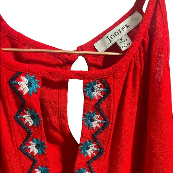 Jodifl Red Embroidered Cold Shoulder Bell Sleeve Blouse Size S - Picture 2 of 4